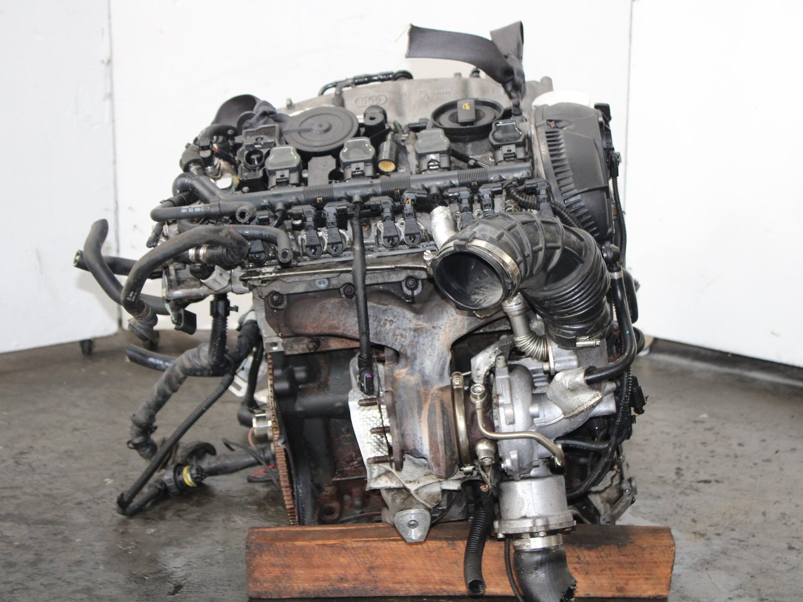 JDM Audi CAE 2.0L Engine 2009-2012 - Image 3