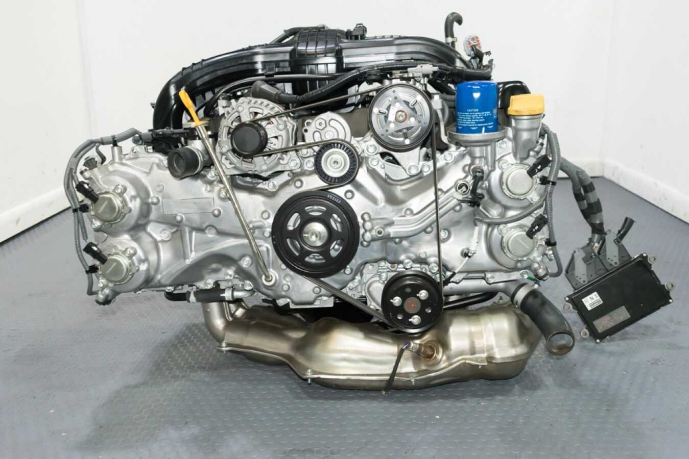 Like New FB20D 2.0L DOHC Engine & ECU with Extremely Low Mileage to fit your 2016-2019 Subaru Impreza and XV Crosstreck 2.0L for sale. - Image 2