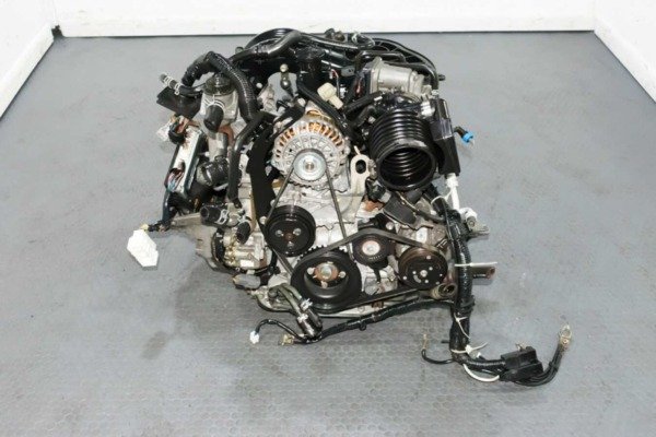JDM 03-08 Mazda RX8 13B Non Turbo 4 Port Engine & Automatic Transmission Replacement with ECU, Harness and OEM Exhaust Manifold for sale.