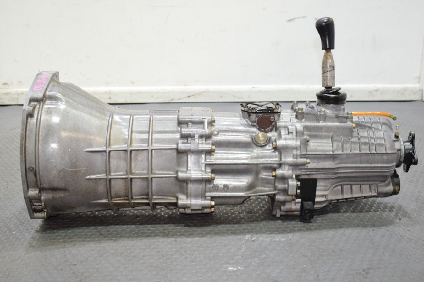 Low mileage Used JDM 89-94 Nissan Skyline R32 GTR AWD Transmission for sale. - Image 6