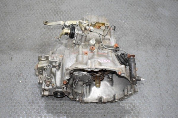 Clean and Low Mileage 00-05 JDM Toyota Celica/Corolla XRS 1ZZ 5 Speed manual replacement transmission for sale.