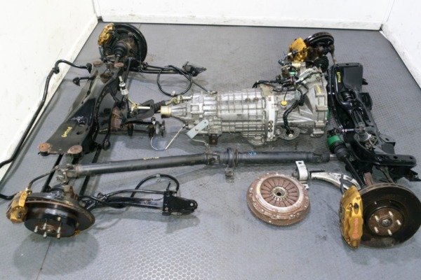 JDM Subaru WRX STI Version 7 6MT STI TY856WB1AA Non DCCD Transmission with Brembo Calipers, R180 Diff, 5×100 Hubs etc Complete Swap | Ref: 6MT108