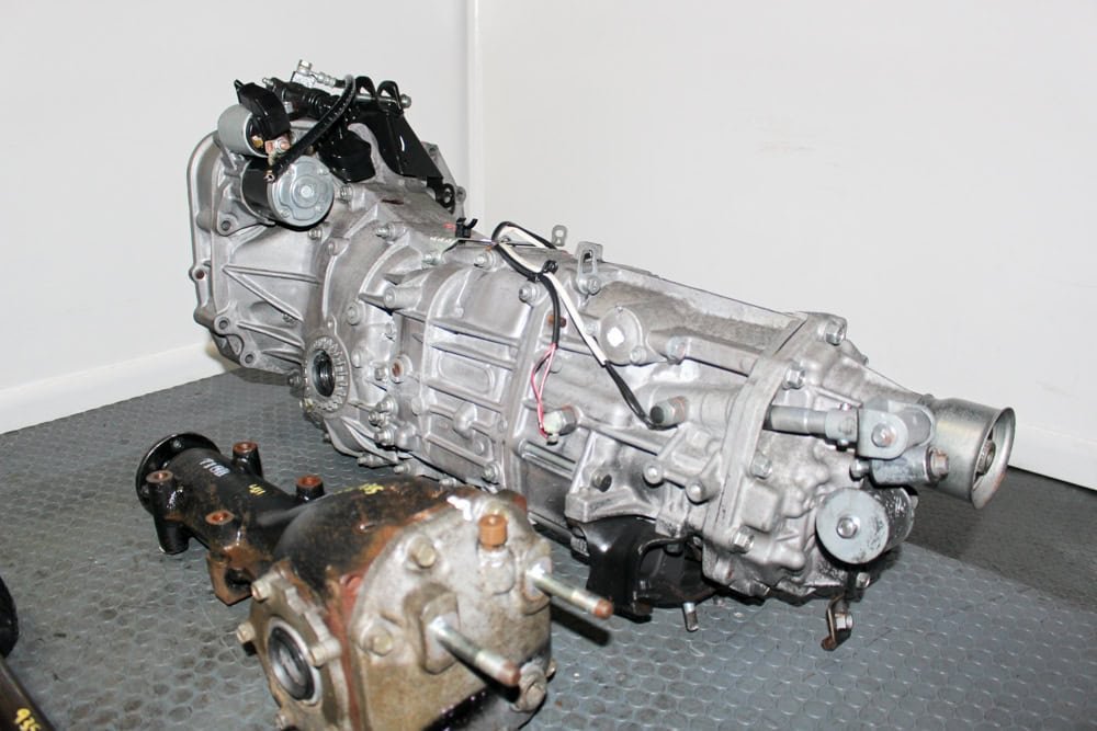 JDM Subaru WRX 5MT TY758V25AA 4.44 Diff Axles 2008–2014 AWD - Image 5