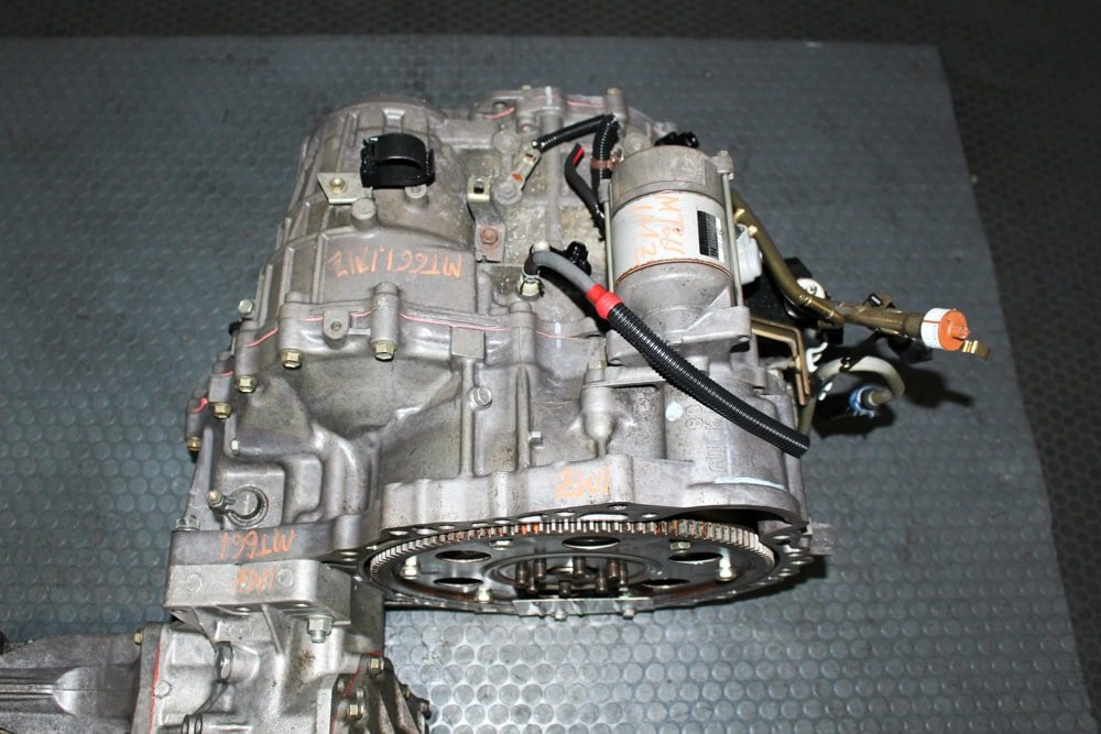 Low Mileage JDM Toyota Estima 3.0L AWD Automatic Transmission – Genuine OEM Replacement - Image 10