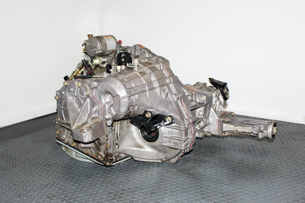 Low Mileage JDM Toyota Estima 3.0L AWD Automatic Transmission – Genuine OEM Replacement - Image 15